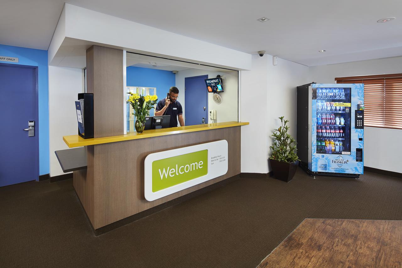 Ibis Budget Perth Airport Eksteriør bilde