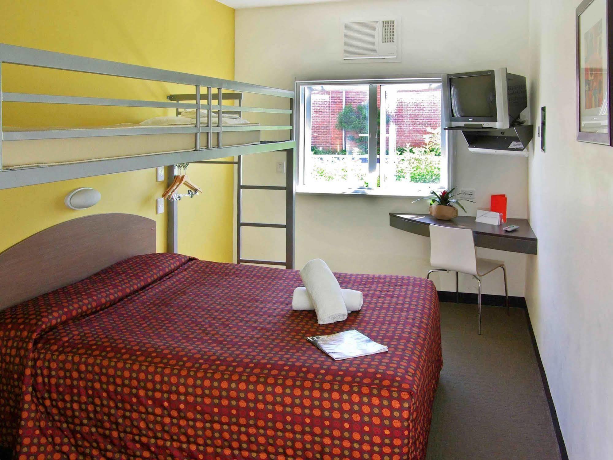 Ibis Budget Perth Airport Eksteriør bilde