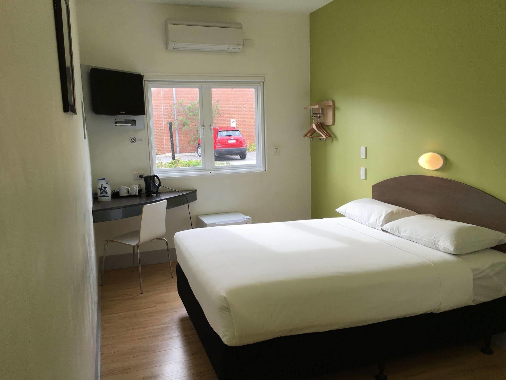Ibis Budget Perth Airport Eksteriør bilde
